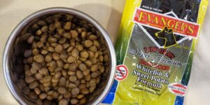 pet food and feeding